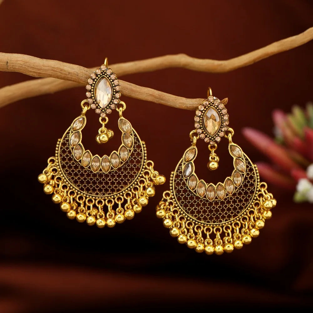 Palace Style Earrings – Retro Hollow Carved Ethnic Jewelry