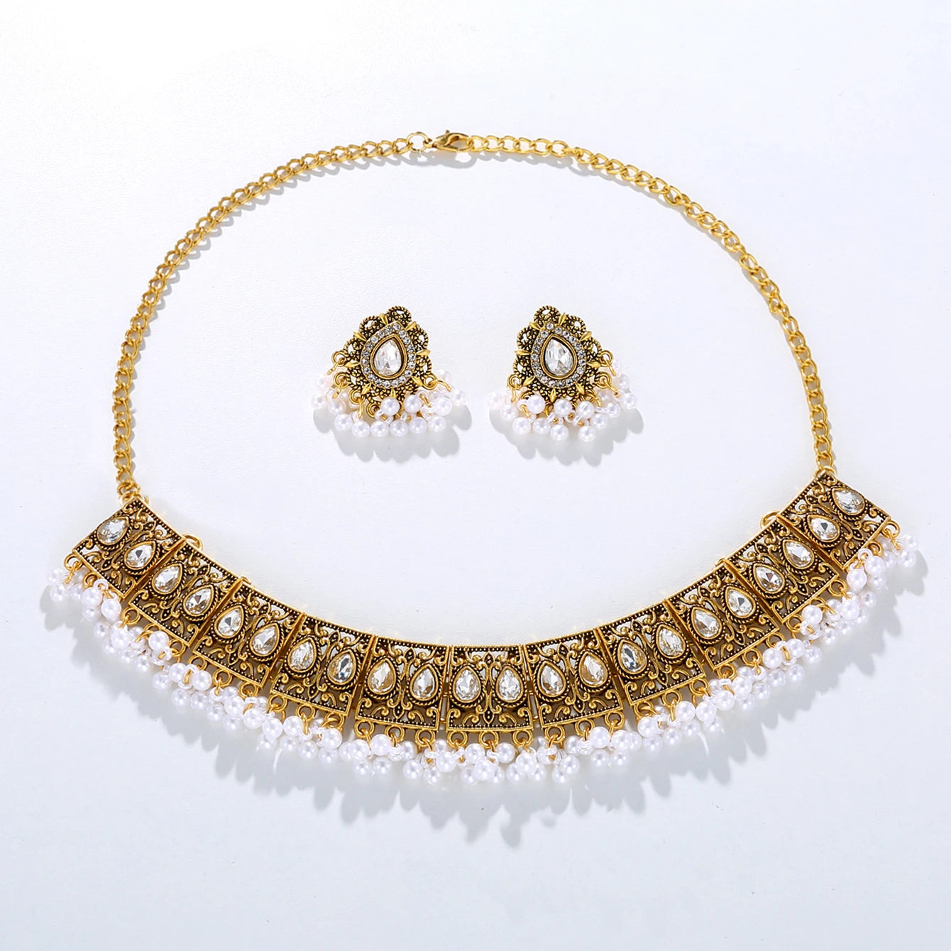 Antique Gold Indian Jewelry Set – Ethnic Bridal Necklace & Earrings