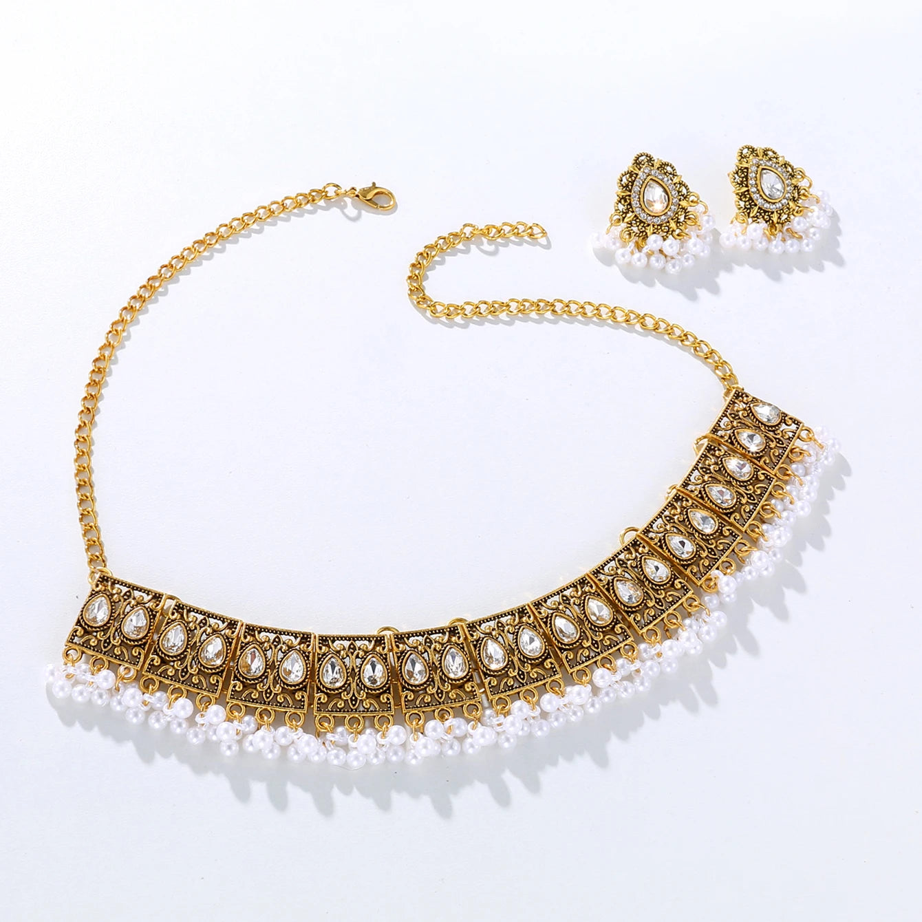 Antique Gold Indian Jewelry Set – Ethnic Bridal Necklace & Earrings