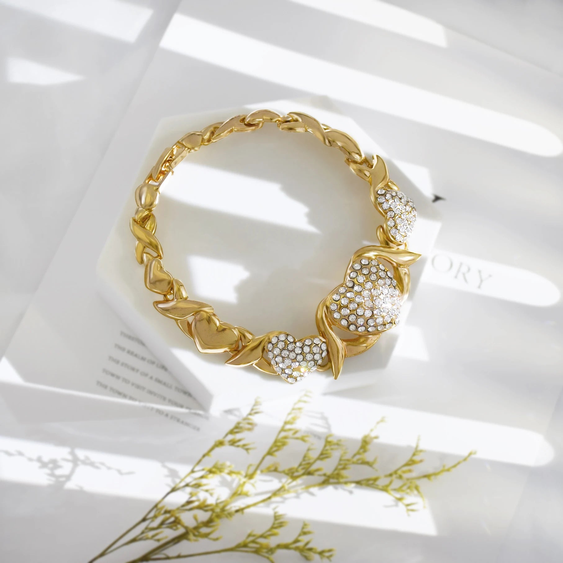 XOXO Heart Jewelry Set – Elegant Necklace & Earrings for Women