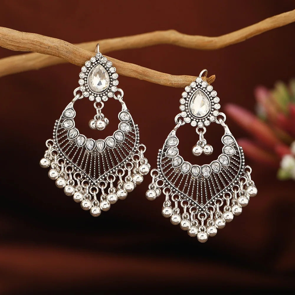 Palace Style Earrings – Retro Hollow Carved Ethnic Jewelry