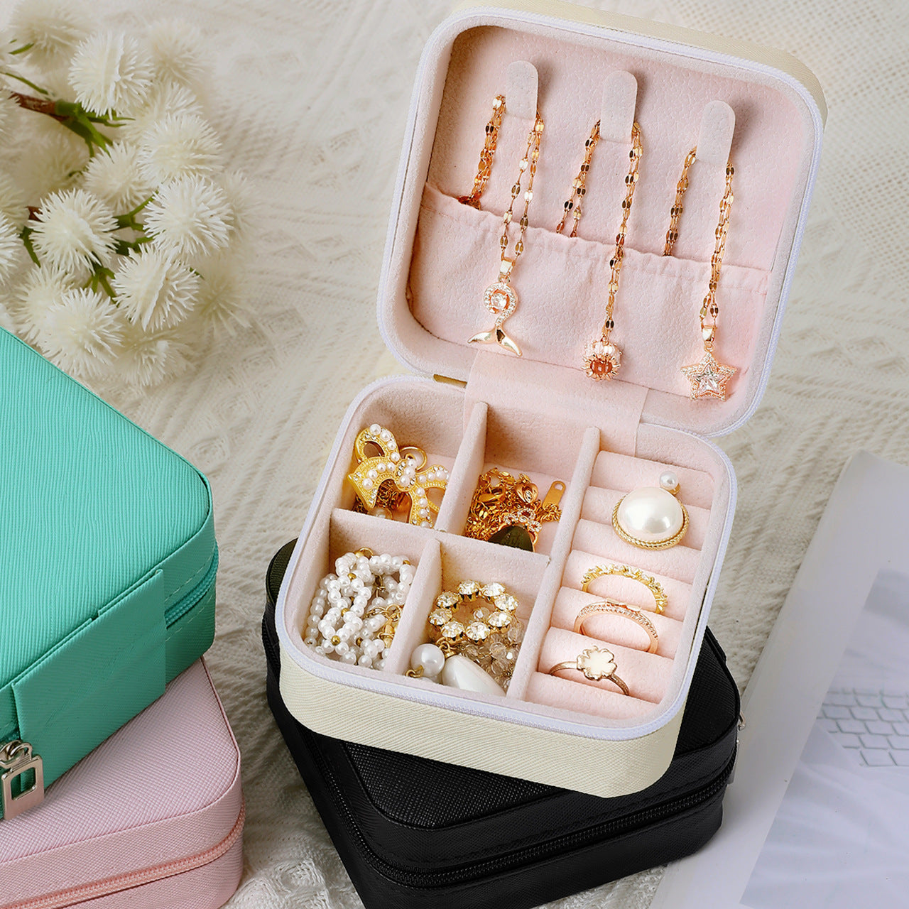 Compact Jewelry Organizer – Travel Storage Box with Zipper