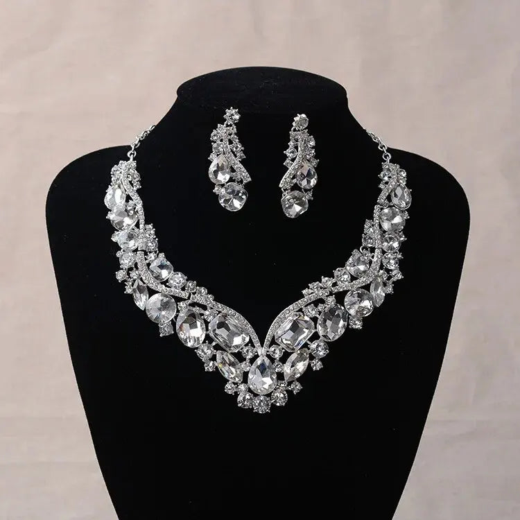 Luxury Rhinestone Bridal Jewelry Set – Statement Necklace & Earrings