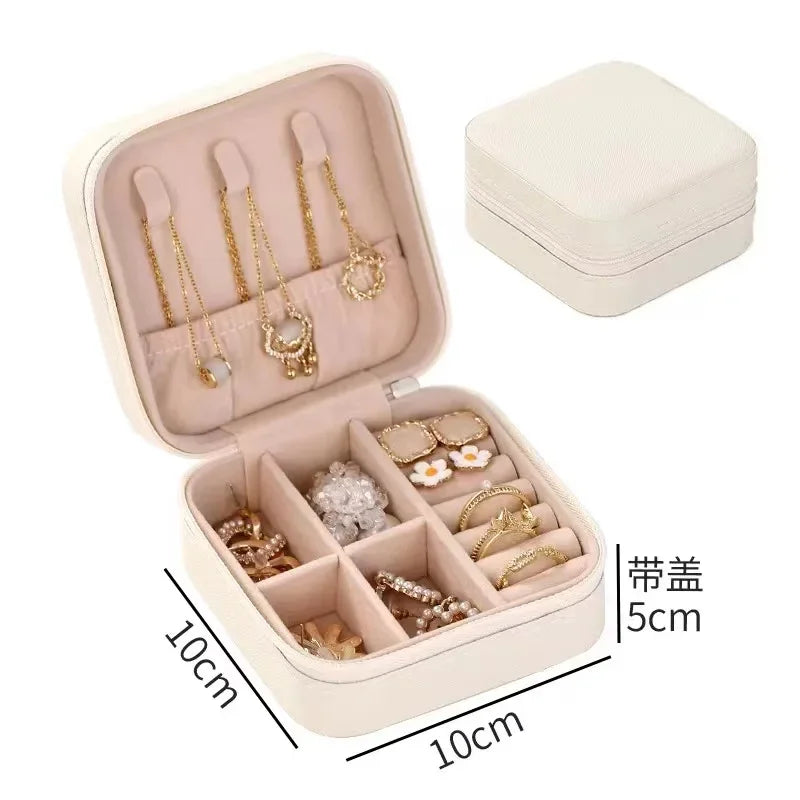 Jewelry Travel Case – Compact Organizer for Earrings, Rings & Necklaces