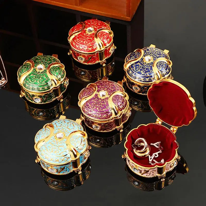 Vintage Metal Jewelry Box – Elegant Organizer Case for Women