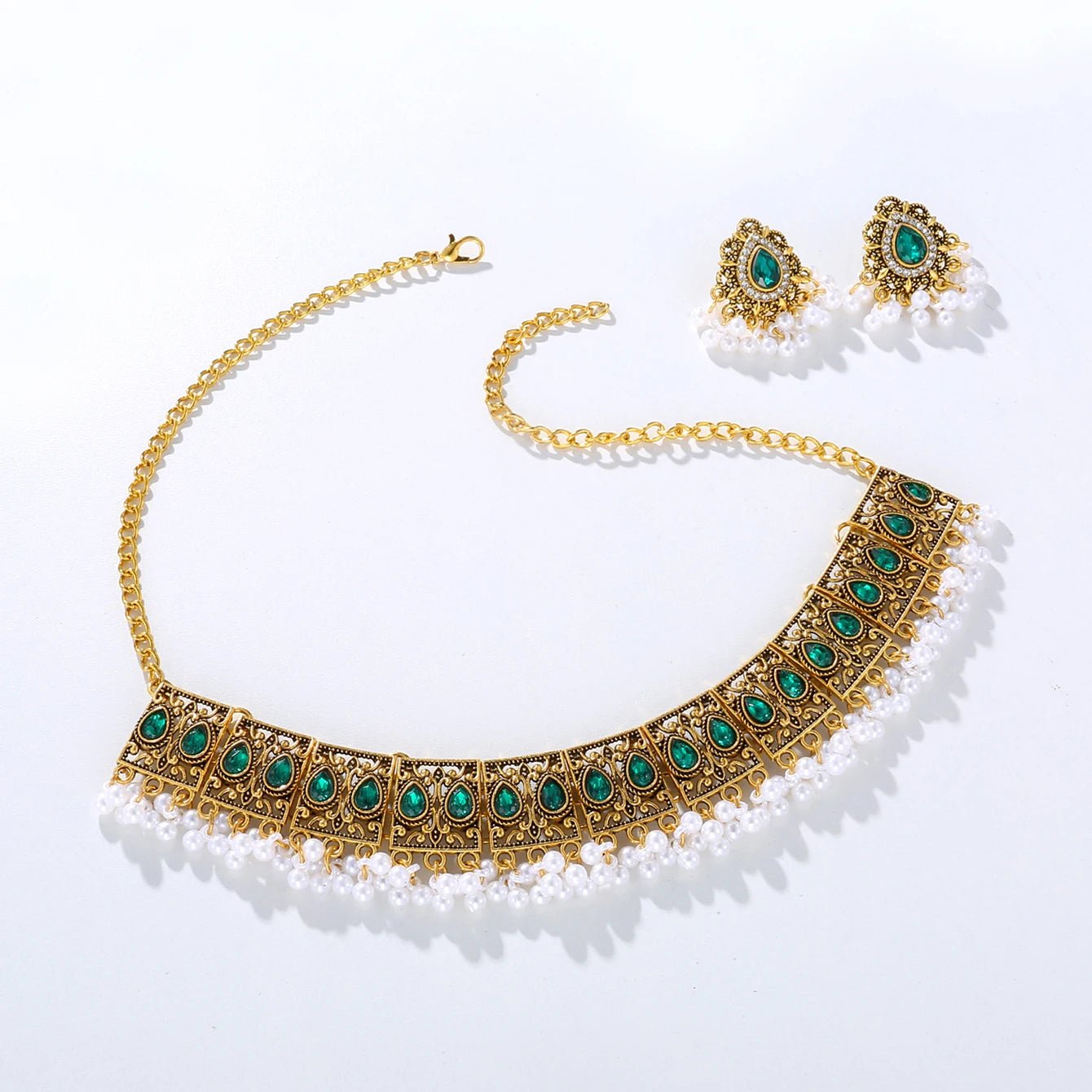 Antique Gold Indian Jewelry Set – Ethnic Bridal Necklace & Earrings