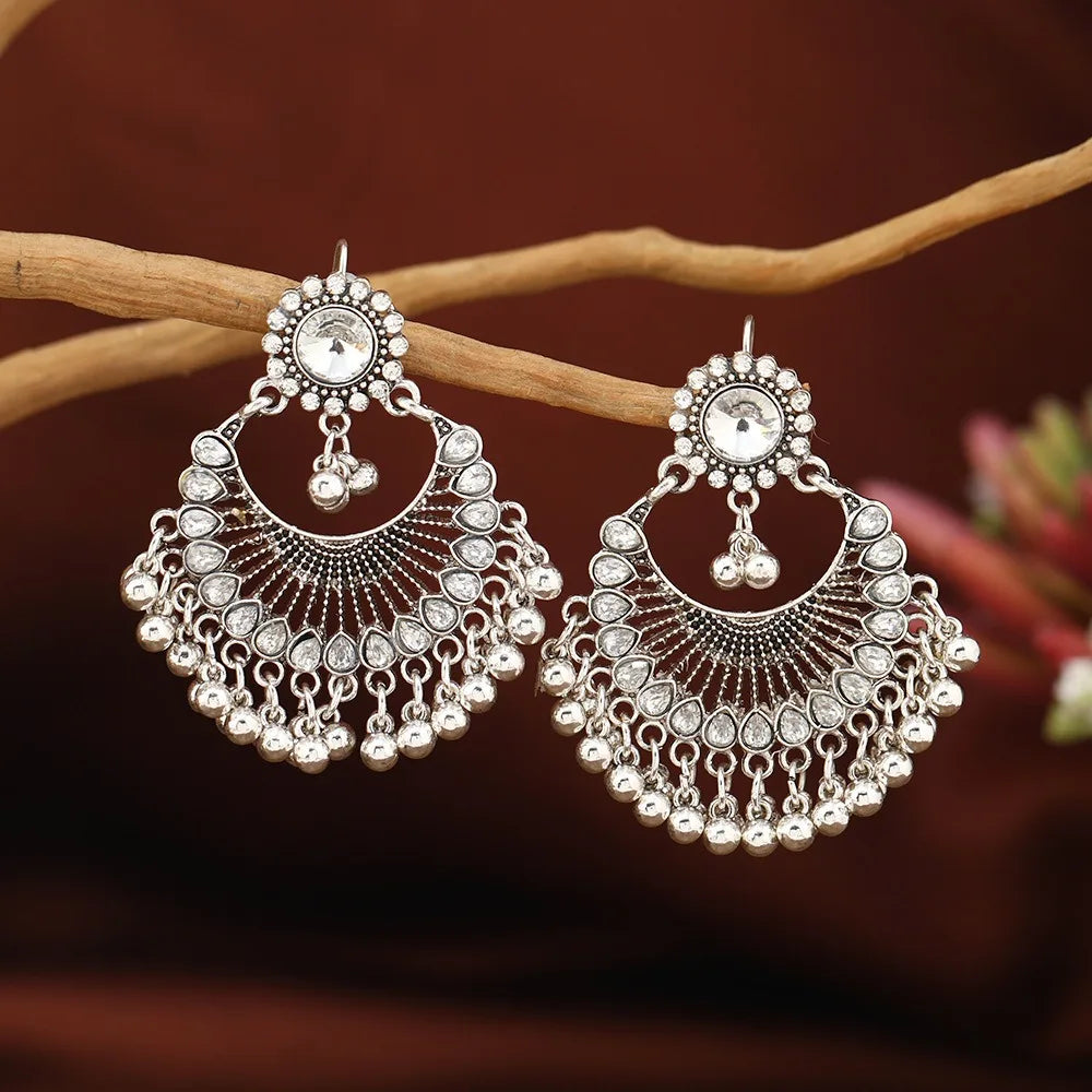 Palace Style Earrings – Retro Hollow Carved Ethnic Jewelry
